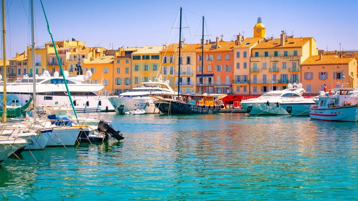 Un jour ailleurs S01E43 Cap Ferret / Saint-Tropez / Camargue