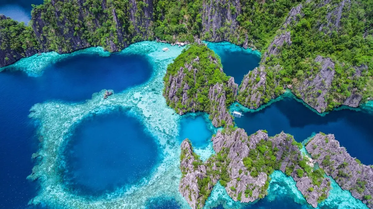 Un jour ailleurs S01E54 Iles Grenadines / Palawan / Polynésie française