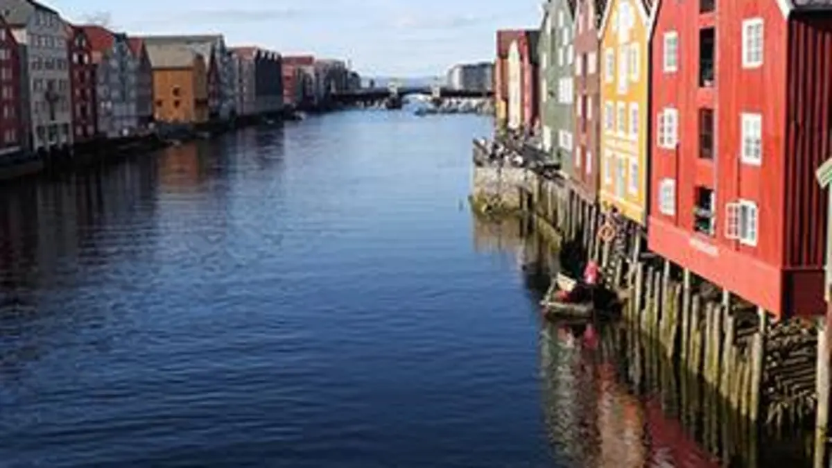 Un kilomètre à pied... S02E04 Les chemins de Saint-Olaf en Norvège