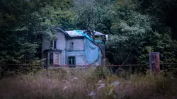 Un meurtrier sous mon toit Papa a enterré Maman