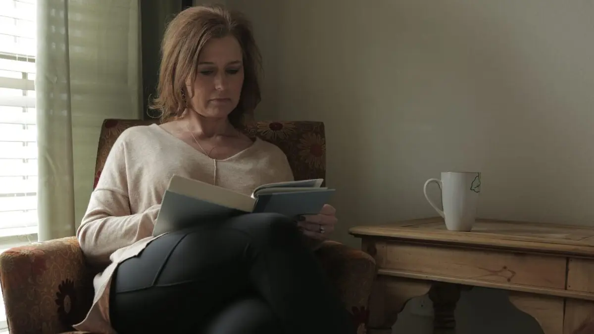 Un meurtrier sous mon toit Identité secrète