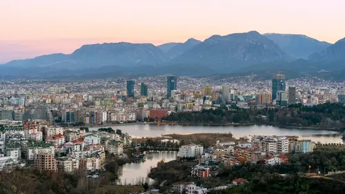 Casting Un micro-Etat soufi en Albanie ?