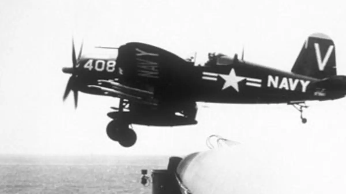 Un siècle d'aviation E05 L'aviation navale de 1945 à 1995