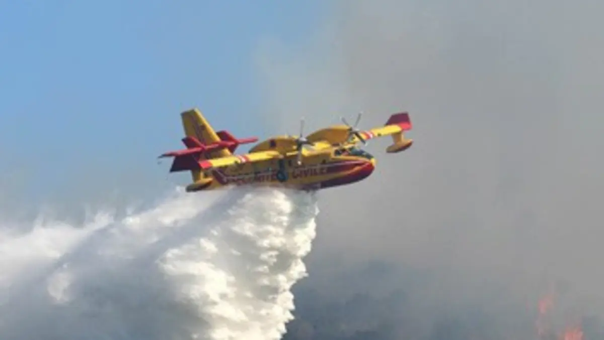 Un siècle d'aviation E11 L'aviation humanitaire