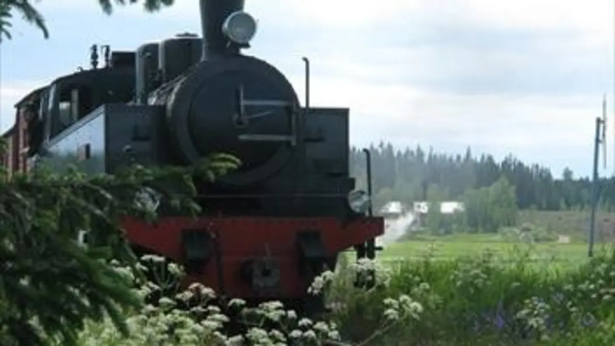 Un train à travers S05E00 La Finlande
