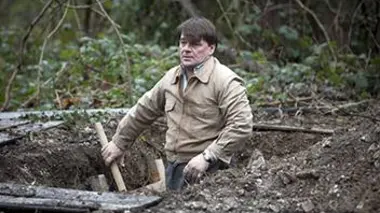 Un village français S06E07 Une explosion