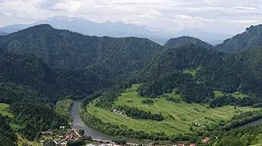 Des monts des Géants aux Carpates