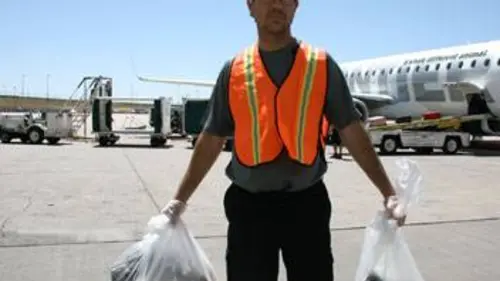 Undercover Boss E04 Frontier Airlines
