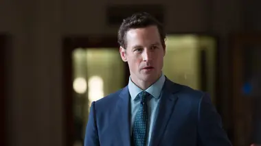 Undercover S01E05