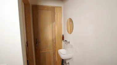 Une brique dans le ventre