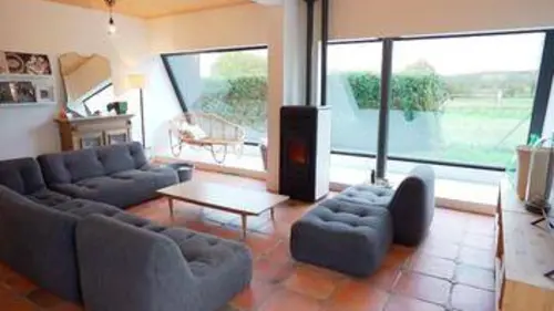 Une brique dans le ventre