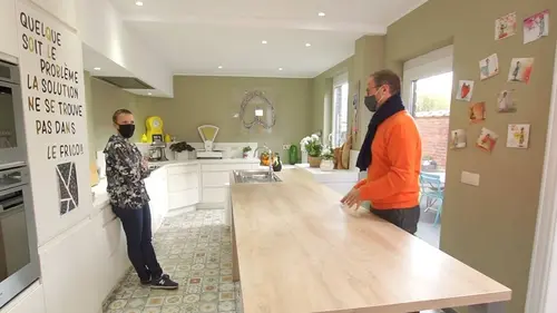 Une brique dans le ventre