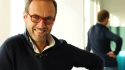 Une brique dans le ventre