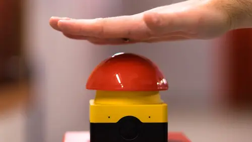 Une famille en or S12E23 Traore vs Robert