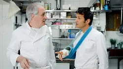 Une famille formidable S09E02 La guerre des chefs