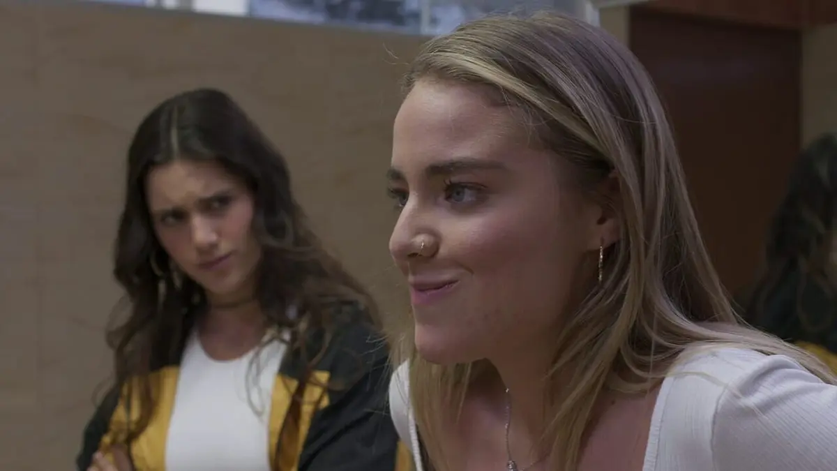 Une famille pas si parfaite S01E50