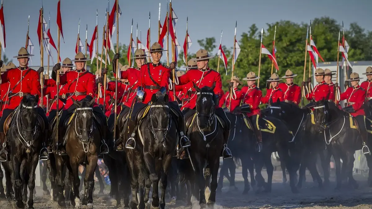 Une femme à la Gendarmerie royale du Canada