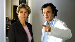 Une femme d'honneur S05E04 Mort programmée