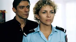 Une femme d'honneur S04E02 Double vue