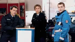 Une femme d'honneur S03E05 Mort clinique