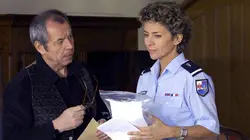 Une femme d'honneur S06E01 Secret de famille