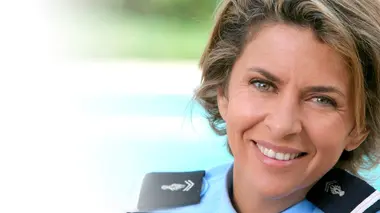 Une femme d'honneur S01E03 Mémoire perdue
