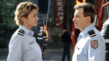 Une femme d'honneur S03E01 Bébés volés