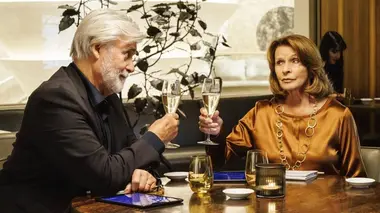 Une femme dans l'ombre (2021)