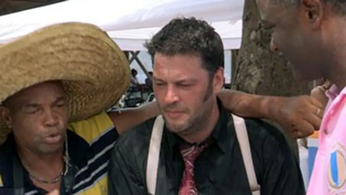 Une folle journée S01E04 Martinique