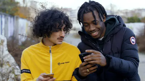 Une graine dans le bitume