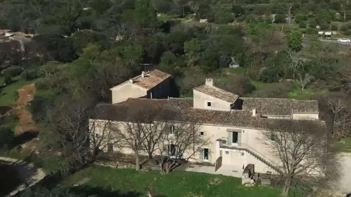 Une maison, un artiste Maryse Condé à Gordes, la maison d'une femme libre