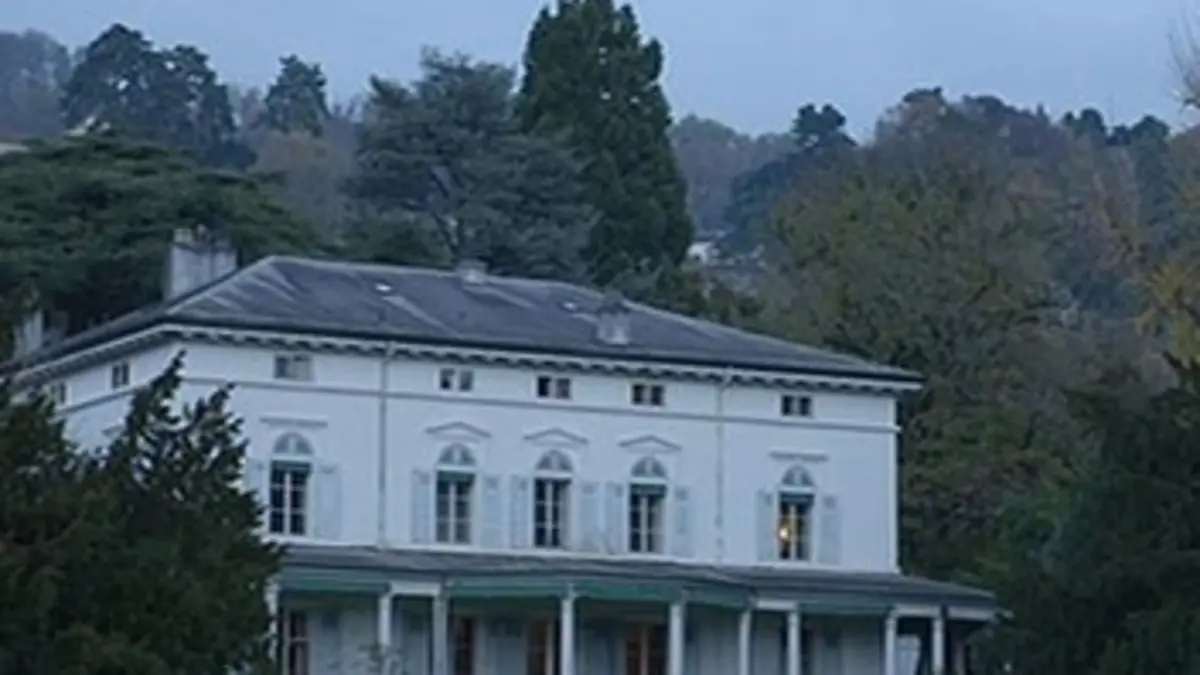 Une maison, un artiste S02E01 Charlie Chaplin, le manoir du vagabond