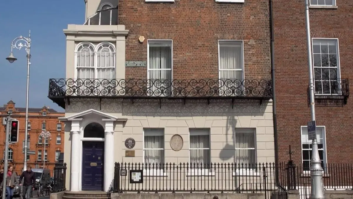 Une maison, un artiste S07E10 Oscar Wilde à Dublin, l'enfance du prince heureux