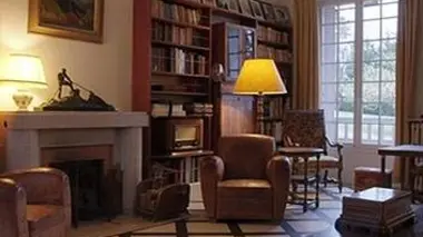 Une maison, un artiste S04E04 La Boisserie de Charles de Gaulle