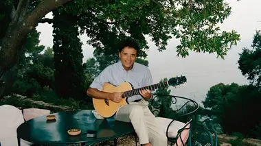 Une maison, un artiste Sacha Distel au Rayol-Canadel : la belle vie