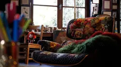 Une maison, un(e) artiste