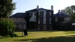 Une maison, une légende