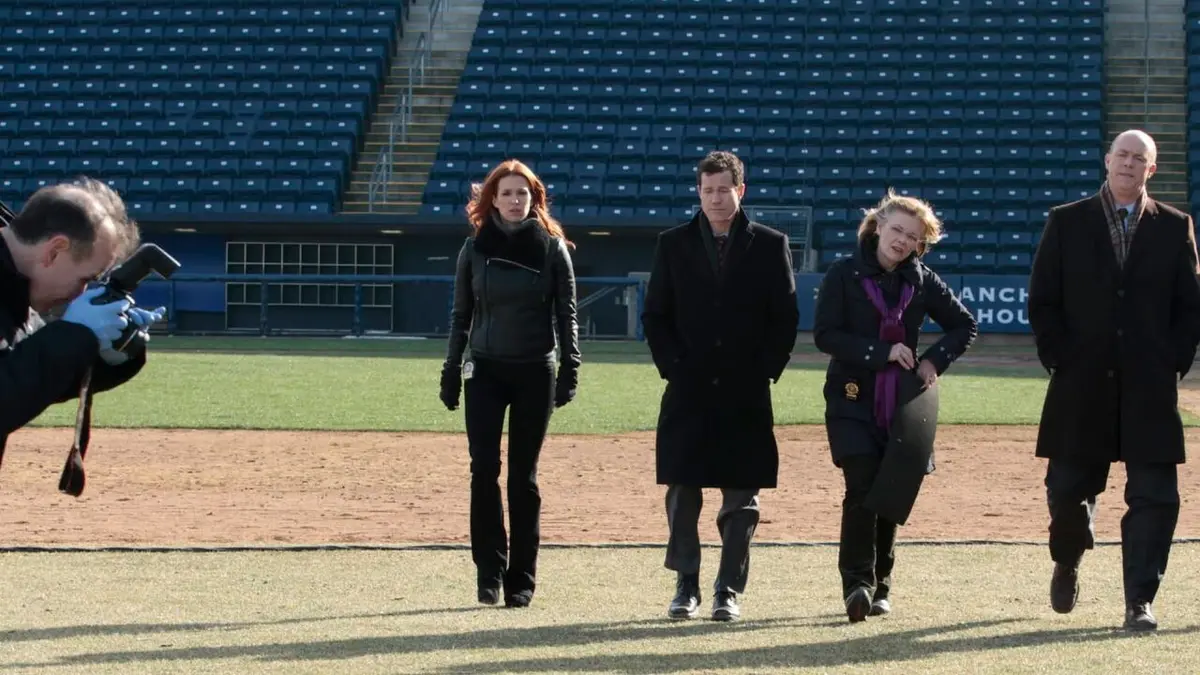 Unforgettable S01E16 La fille de l'air