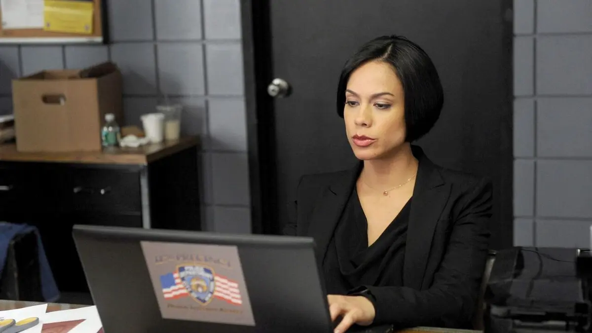 Unforgettable S01E20 La théorie du complot