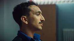 Uniformes S01E02 Karim