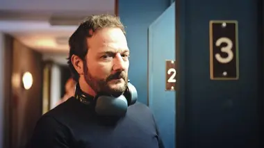 Unité 42 S01E07 Connectée