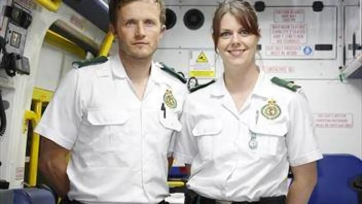 Unité d'urgence : ambulance S02E09 Juste à temps