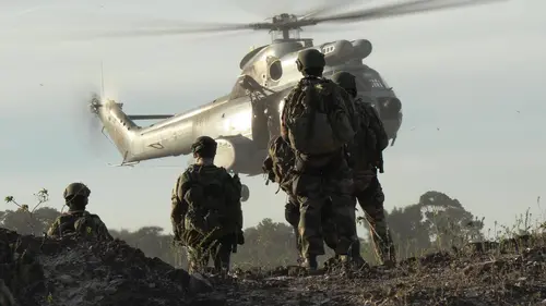 Unités d'élite : Immersion avec les commandos de la jungle