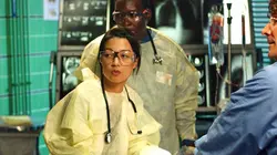 Urgences S11E08 Coup de feu en streaming