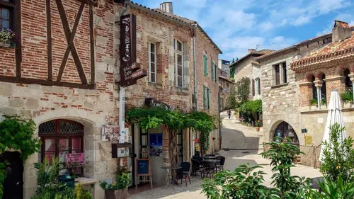 Vacances : on a échangé nos maisons E01