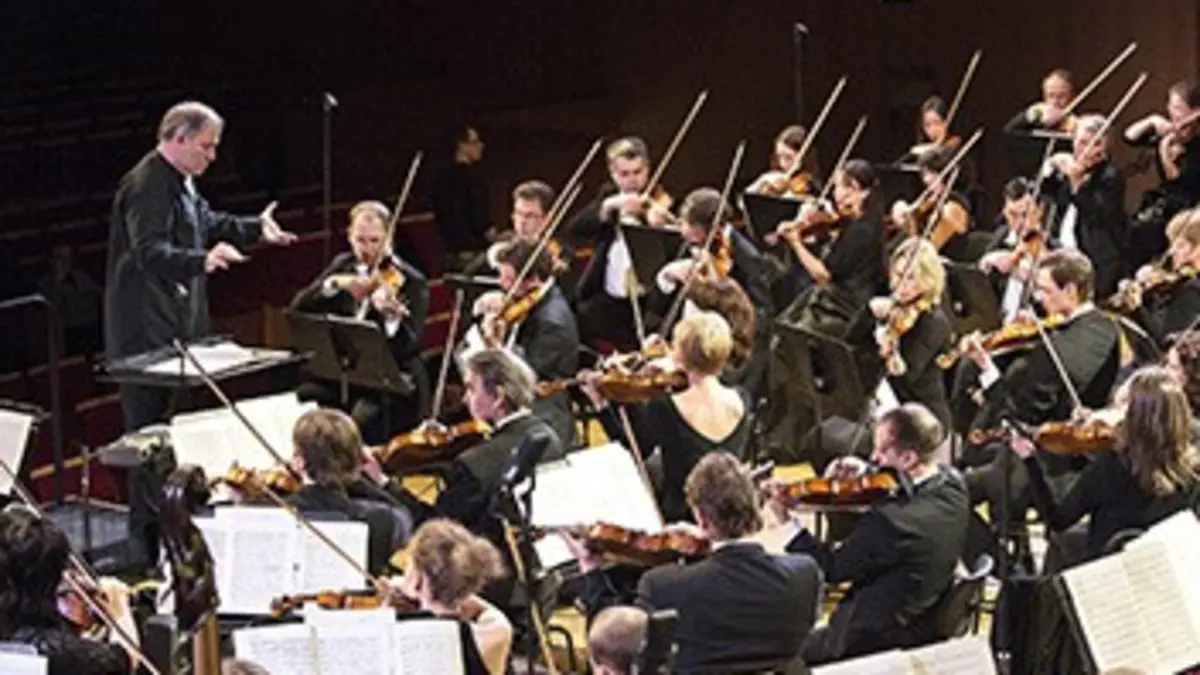 Valery Gergiev dirige Chostakovitch Symphonie n°6 et 10 et Concerto pour violoncelle n°1