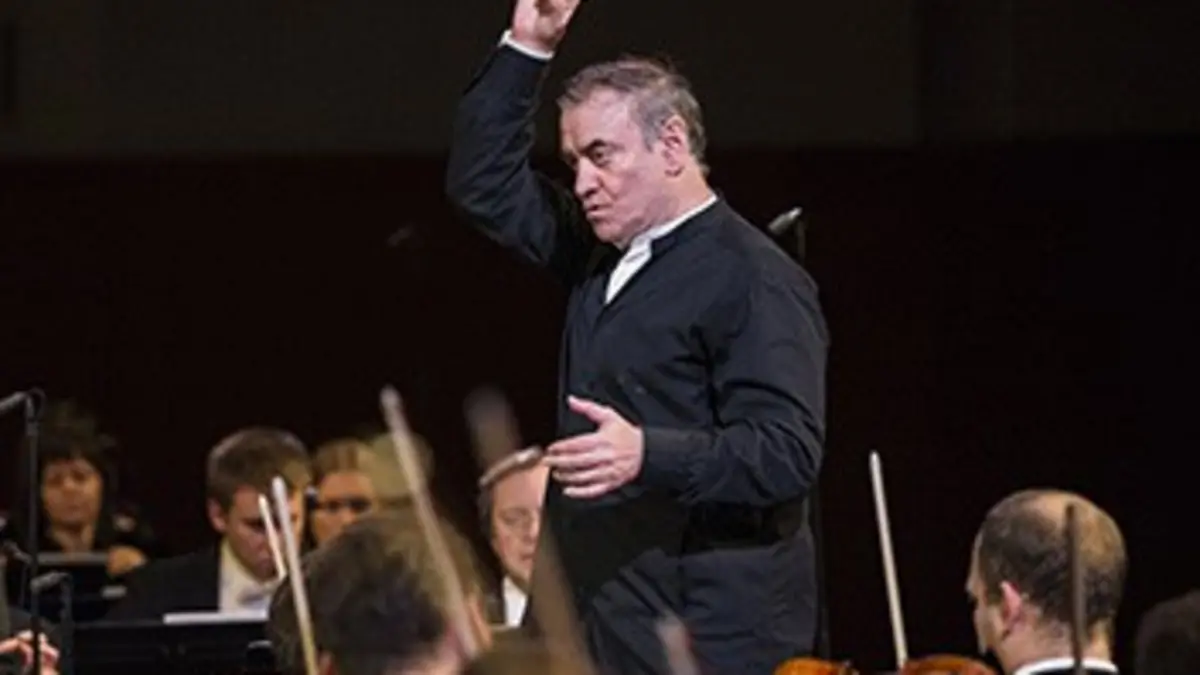 Valery Gergiev dirige Chostakovitch Symphonies n°8 et n°12
