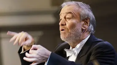 Valery Gergiev dirige l'Orchestre du Théâtre Mariinski Stravinsky et Rimski-Korsakov