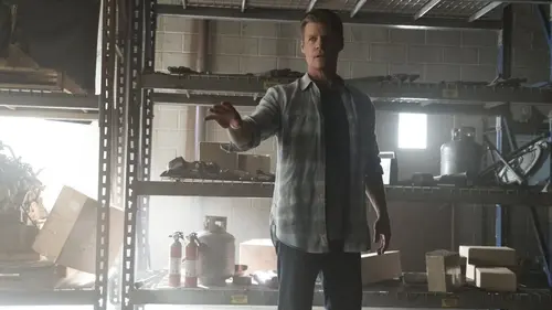 Vampire Diaries S08E04 Abandonnées