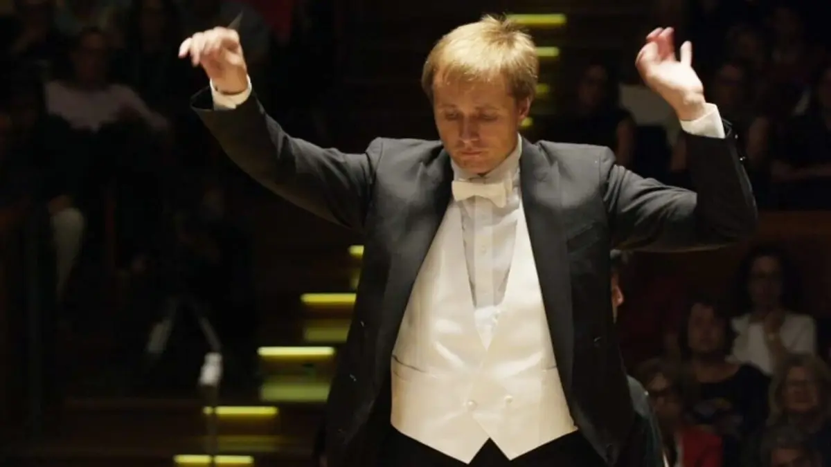 Vasily Petrenko dirige Dvorák, Beethoven